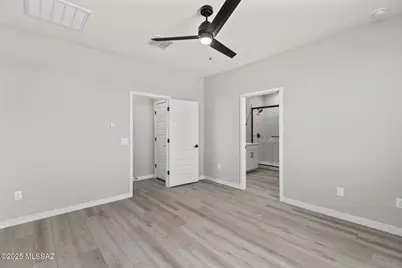 7706 S Wild Prairie Drive, Tucson, AZ 85757 - Photo 14
