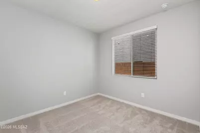 7762 S Wild Prairie Drive, Tucson, AZ 85757 - Photo 12