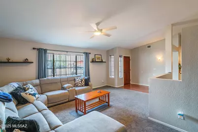 2152 W Jackalope Place, Tucson, AZ 85713 - Photo 8
