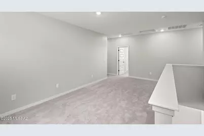 7714 S Wild Prairie Drive, Tucson, AZ 85757 - Photo 10
