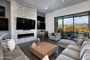 14057 N Flint Peak Dr, Tucson, AZ 85755 - Photo 8