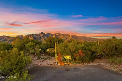 2215 E Camino El Ganado, Tucson, AZ 85718 - Photo 2