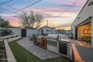 2110 E Grant Rd, Tucson, AZ 85719 - Photo 32