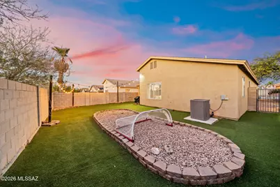 8292 S Lost Mountain Road, Tucson, AZ 85747 - Photo 24