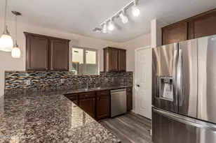 1277 W Cherasco Way, Oro Valley, AZ 85737 - Photo 12