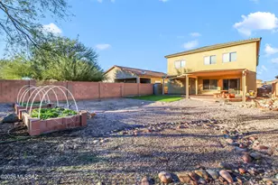 86 E Calle Trona, Green Valley, AZ 85614 - Photo 32