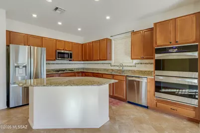 86 E Calle Trona, Green Valley, AZ 85614 - Photo 4