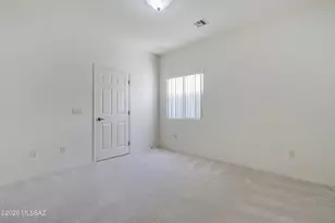 86 E Calle Trona, Green Valley, AZ 85614 - Photo 14