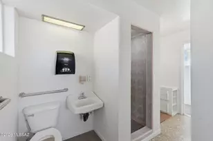 1031 S Magnolia Ave, Tucson, AZ 85711 - Photo 16