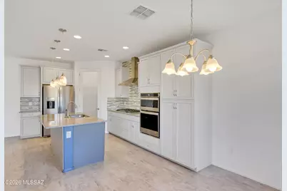 10237 E Iron Horse Trail, Tucson, AZ 85747 - Photo 6