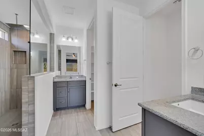 10237 E Iron Horse Trail, Tucson, AZ 85747 - Photo 12