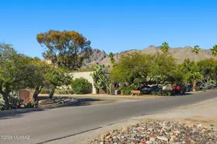 5731 N Camino Esplendora, Tucson, AZ 85718 - Photo 30