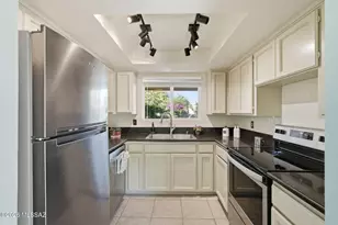 5731 N Camino Esplendora, Tucson, AZ 85718 - Photo 8