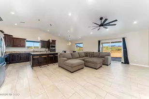 104 Circulo Penjamo, Rio Rico, AZ 85648 - Photo 8