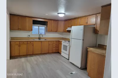 11982 W Desert Wren Drive, Tucson, AZ 85743 - Photo 10