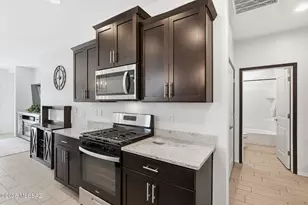 11881 W Charismatic Dr, Marana, AZ 85653 - Photo 4