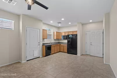 10468 S Cutting Horse Drive, Vail, AZ 85641 - Photo 4