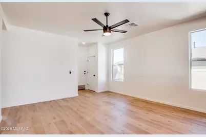 8296 W Razorbill Drive, Tucson, AZ 85757 - Photo 8