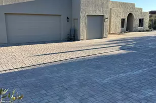 1061 N Deer Glen Pl, Tucson, AZ 85745 - Photo 2