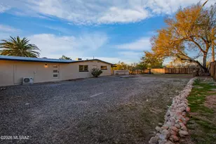 1220 W Maximillian Way, Tucson, AZ 85704 - Photo 6