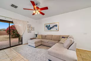 11880 W Fontenelle Dr, Marana, AZ 85653 - Photo 2