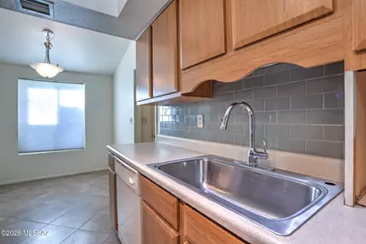 7581 E Desert Anchor Boulevard, Tucson, AZ 85715 - Photo 8