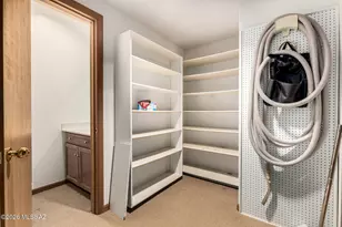 7401 N Cobblestone Rd, Tucson, AZ 85718 - Photo 30