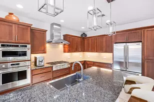 2396 E Sky Creek Dr, Green Valley, AZ 85614 - Photo 20