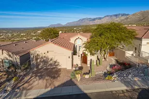 10006 N Bighorn Butte Dr, Tucson, AZ 85737 - Photo 2