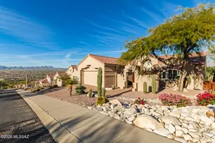 10006 N Bighorn Butte Dr, Tucson, AZ 85737 - Photo 4