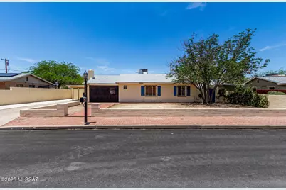 1849 N Woodland Avenue, Tucson, AZ 85712 - Photo 1