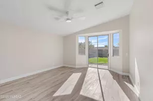 309 W Sugar Loaf Rd, Tucson, AZ 85737 - Photo 10