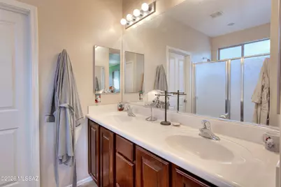 542 W Astruc Drive, Green Valley, AZ 85614 - Photo 18