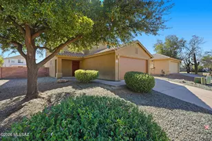 8530 E Pena Blanca Dr, Tucson, AZ 85730 - Photo 2