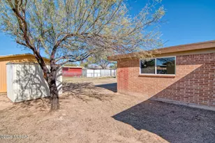 318 W Hatfield St, Tucson, AZ 85706 - Photo 10