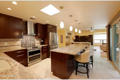 455 W Valoro Drive, Tucson, AZ 85737 - Photo 6