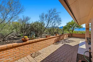 13974 N Green Tree Dr, Oro Valley, AZ 85755 - Photo 2