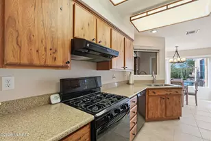 13974 N Green Tree Dr, Oro Valley, AZ 85755 - Photo 10