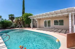 531 S Paseo La Rueda Cir, Green Valley, AZ 85614 - Photo 38