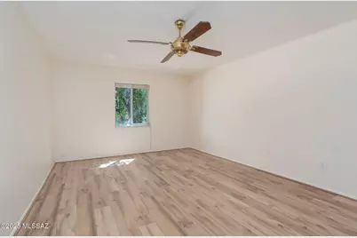 531 S Paseo La Rueda Circle, Green Valley, AZ 85614 - Photo 20