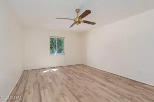 531 S Paseo La Rueda Cir, Green Valley, AZ 85614 - Photo 20