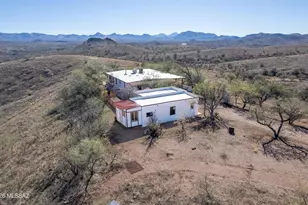 13520 W Universal Ranch Rd, Arivaca, AZ 85601 - Photo 44