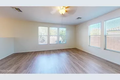 314 W Vuelta Friso, Sahuarita, AZ 85629 - Photo 6