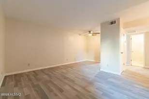 1620 N Wilmot Rd, Tucson, AZ 85712 - Photo 2