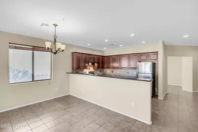 2221 E Stone Stable Drive, Oro Valley, AZ 85737 - Photo 12