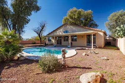 8428 N Red Rock Ridge Court, Tucson, AZ 85742 - Photo 1