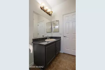 8428 N Red Rock Ridge Court, Tucson, AZ 85742 - Photo 28