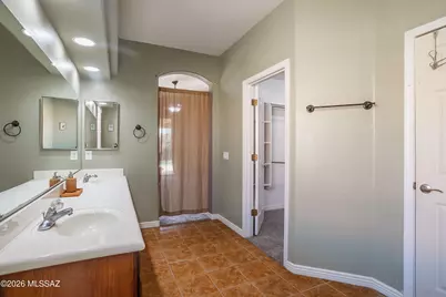 8428 N Red Rock Ridge Court, Tucson, AZ 85742 - Photo 22