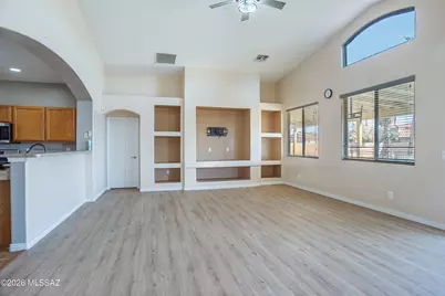 8428 N Red Rock Ridge Court, Tucson, AZ 85742 - Photo 6