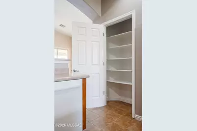 8428 N Red Rock Ridge Court, Tucson, AZ 85742 - Photo 18